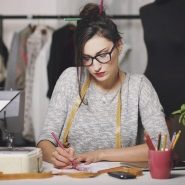 How to have a Profession in Fashion Designing?
